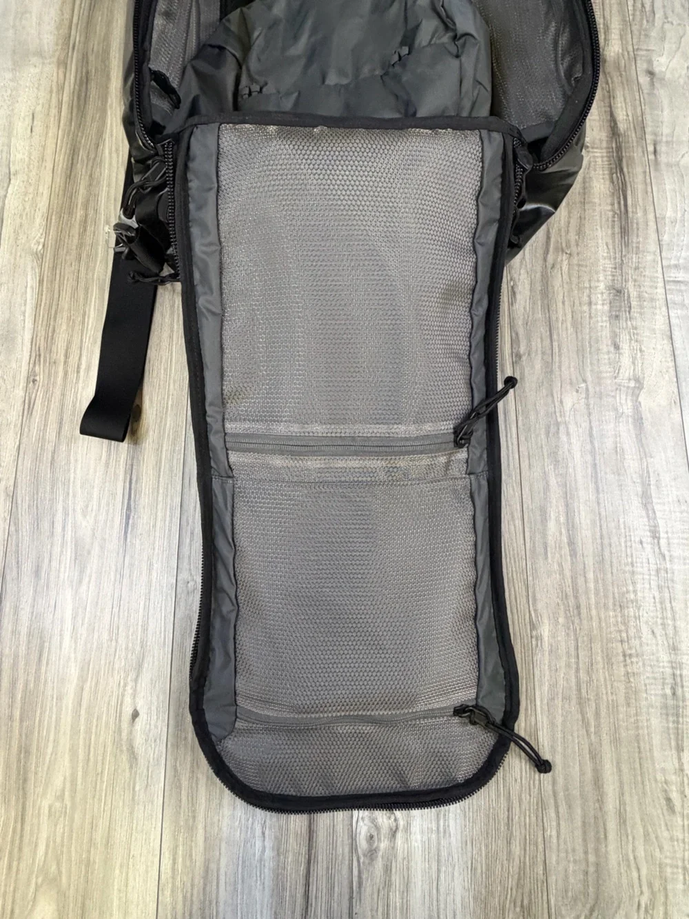 Mystery Ranch Mission Rover 45L Travel Backpack Duffle Bag Carry On Black NEW